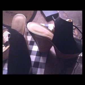 Paris Hilton sandals